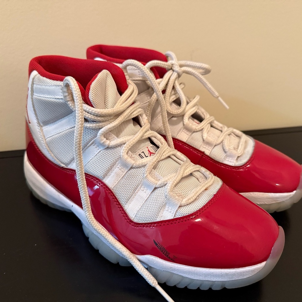 Air Jordan 11 Retro 'Cherry'
